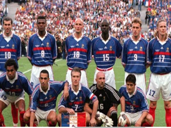 Phân tích đội hình tuyển Pháp Euro 2000
