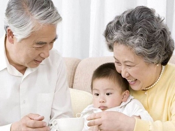 Tham khảo con số may mắn khi mơ thấy ông nội 
