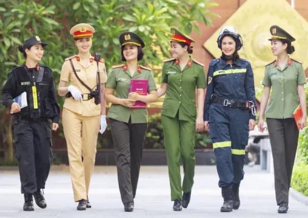Nhất định phải xem ngay: Điềm báo khi nhìn thấy công an