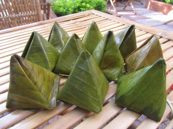 Nằm mơ thấy bánh ít là tín hiệu may mắn hay cảnh báo?