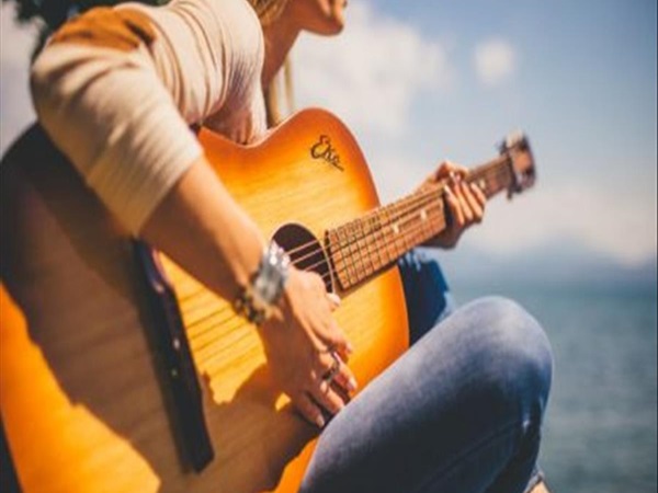  Mộng mị thấy cái đàn mới