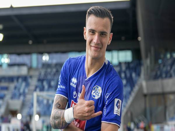 Phong cách thi đấu của Aleksandar Stankovic