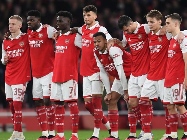 Arsenal kéo dài chuỗi thắng - Vững vàng ở đỉnh Ngoại hạng Anh