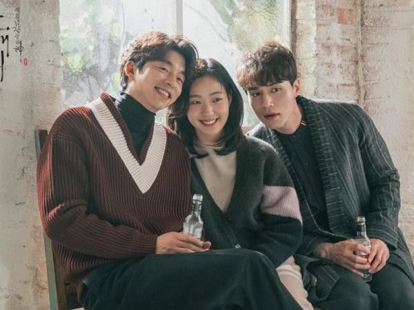 Mơ thấy yêu hoặc hẹn hò với người nổi tiếng